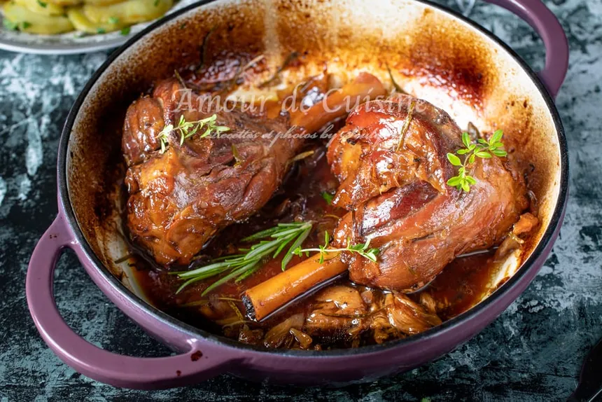 Souris d'agneau confites à la cocotte